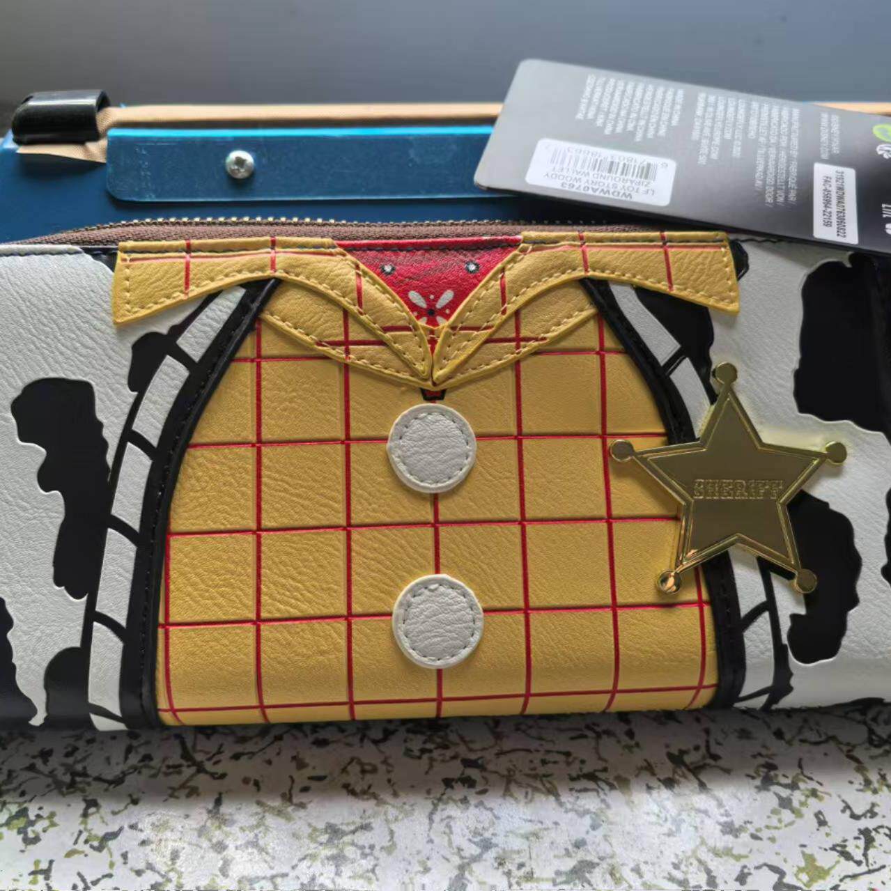 in  Stock Loungefly   Sheriff  - Travel Accessories For Elderly 评论和价格